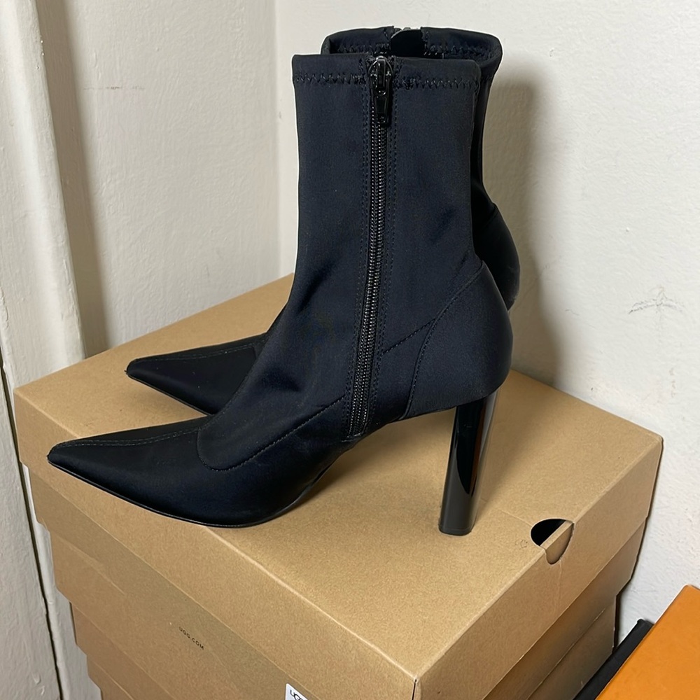 Black Zara Sock Bootie Size 6 1/2